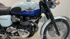 Triumph Bonneville T100 (10MY)